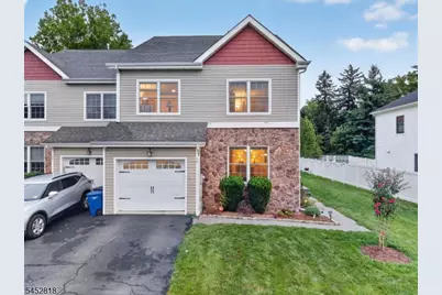 10 Riverside Dr, Clinton, NJ 08809 - Photo 1