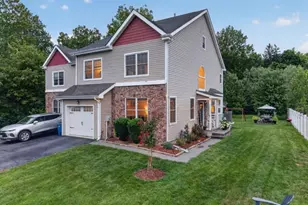 10 Riverside Dr, Clinton, NJ 08809 - Photo 2