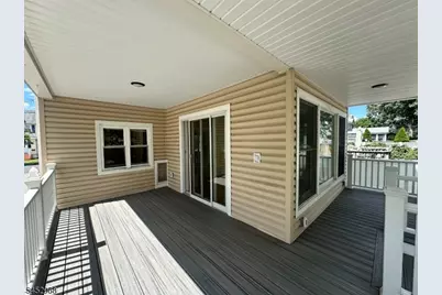 321 Hemlock St, Roselle Park, NJ 07204 - Photo 2