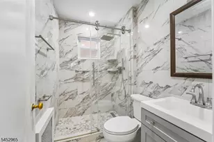 1030 Jassamine Way, Fort Lee, NJ 07024 - Photo 12
