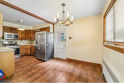 1030 Jassamine Way, Fort Lee, NJ 07024 - Photo 8