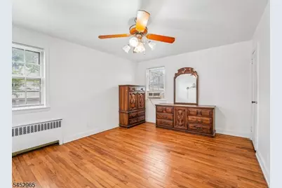 1030 Jassamine Way, Fort Lee, NJ 07024 - Photo 14