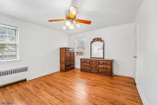 1030 Jassamine Way, Fort Lee, NJ 07024 - Photo 14