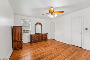 1030 Jassamine Way, Fort Lee, NJ 07024 - Photo 16