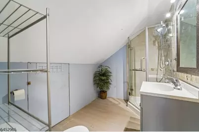 1030 Jassamine Way, Fort Lee, NJ 07024 - Photo 24