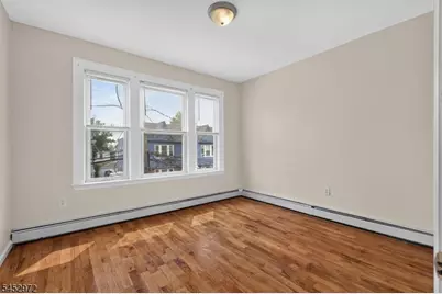 21 Robert Pl #2R, Irvington, NJ 07111 - Photo 18