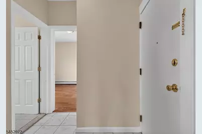 21 Robert Pl #2R, Irvington, NJ 07111 - Photo 16