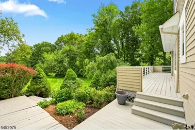 17 Tannery Hill Dr, Hardyston Township, NJ 07419 - Photo 4