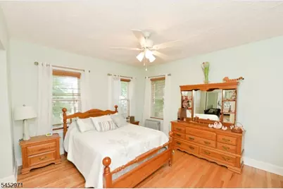 70 Fontaine Ave, Bloomfield Twp., NJ 07003 - Photo 12