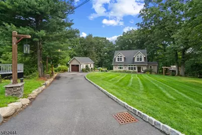 4 Berton Road, Boonton Township, NJ 07005 - Photo 2