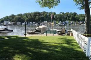28 Benedict Dr, Jefferson Township, NJ 07849 - Photo 22