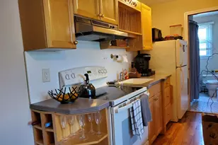 480 Parkway Dr, Clark Township, NJ 07066 - Photo 4