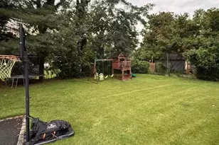 78 Mounthaven Dr, Livingston, NJ 07039 - Photo 16