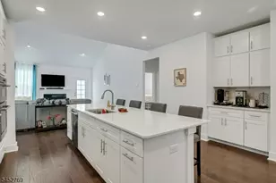 49 Whitney Ave, Morris Plains, NJ 07950 - Photo 8
