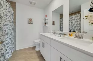 49 Whitney Ave, Morris Plains, NJ 07950 - Photo 20