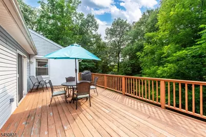 9 Morse Ave, Butler, NJ 07405 - Photo 8