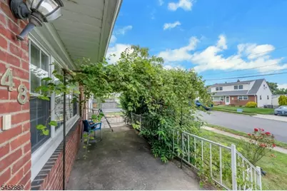 48 Doherty Dr, Clifton, NJ 07013 - Photo 4