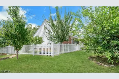48 Doherty Dr, Clifton, NJ 07013 - Photo 6
