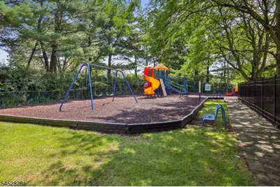37 Cerone Ct, West Orange Township, NJ 07052 - Photo 32