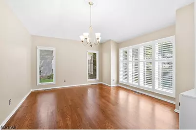 31 Stone Row Ln, Jefferson Township, NJ 07438 - Photo 6