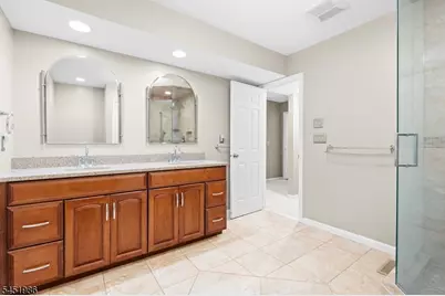 31 Stone Row Ln, Jefferson Township, NJ 07438 - Photo 20