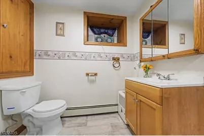 21 Shawnee Trl, Sparta Township, NJ 07871 - Photo 30