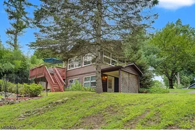 21 Shawnee Trl, Sparta Township, NJ 07871 - Photo 24