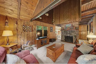 21 Shawnee Trl, Sparta Township, NJ 07871 - Photo 14
