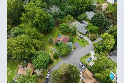 21 Shawnee Trl, Sparta Township, NJ 07871 - Photo 40