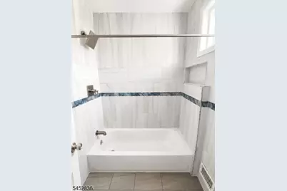 279 N 6th St, Newark, NJ 07107 - Photo 8