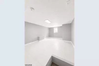 279 N 6th St, Newark, NJ 07107 - Photo 12