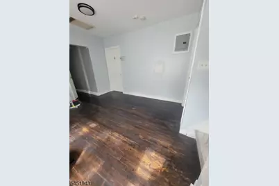 476 Laurel St, Orange, NJ 07050 - Photo 8
