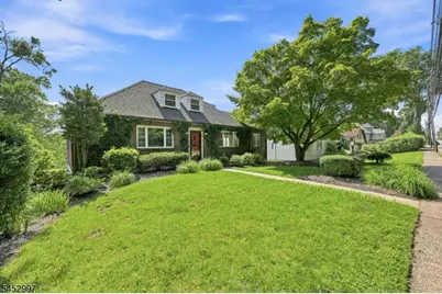 1219 Valley Rd, Clifton, NJ 07043 - Photo 2