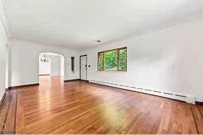 1219 Valley Rd, Clifton, NJ 07043 - Photo 8