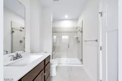 9 Peckwell St, Mount Olive, NJ 07828 - Photo 18