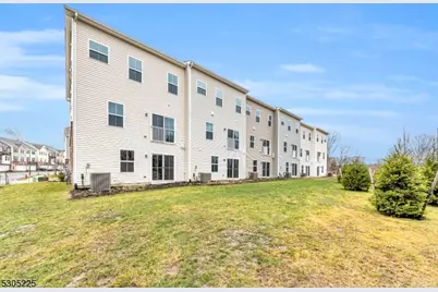 9 Peckwell St, Mount Olive, NJ 07828 - Photo 30