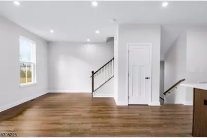 9 Peckwell St, Mount Olive, NJ 07828 - Photo 12