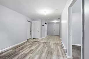 91 S 13th St, Newark, NJ 07107 - Photo 14