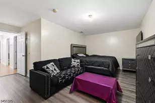 91 S 13th St, Newark, NJ 07107 - Photo 32