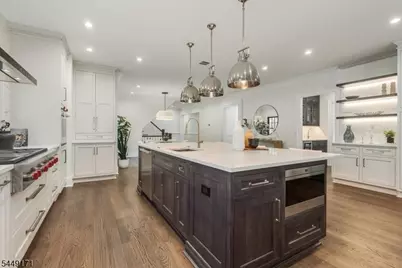 330 Hartshorn Dr, Millburn, NJ 07078 - Photo 12