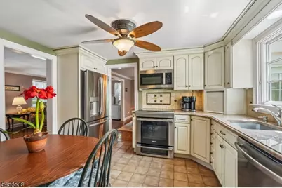 69 Newman Ave, Verona Twp., NJ 07044 - Photo 14
