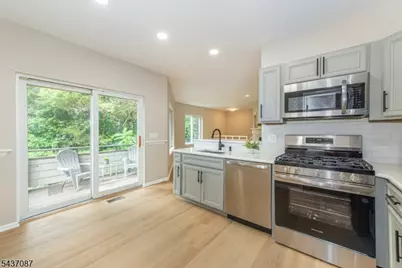3 Harker Hill Dr, Hardyston Township, NJ 07419 - Photo 12
