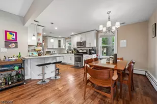 40 Carpenter Pl, Cranford Township, NJ 07016 - Photo 8