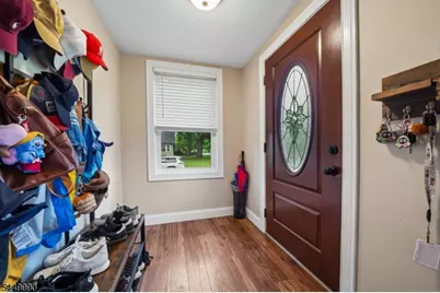 40 Carpenter Pl, Cranford Township, NJ 07016 - Photo 24