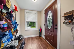 40 Carpenter Pl, Cranford Township, NJ 07016 - Photo 24