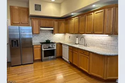 19 Western Ave #1, Morristown, NJ 07960 - Photo 4