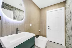 17 Meadow Rd, Clark Township, NJ 07066 - Photo 12