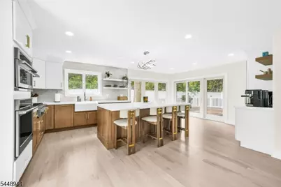 17 Meadow Rd, Clark Township, NJ 07066 - Photo 6
