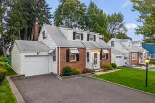 102 Sherwood St, Clifton, NJ 07013 - Photo 2