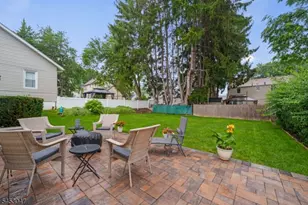 102 Sherwood St, Clifton, NJ 07013 - Photo 18
